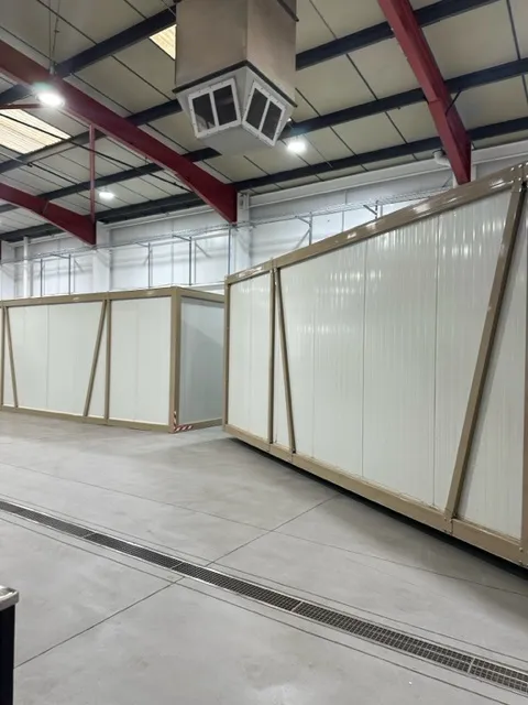 Cold room pods installed inside a warehouse